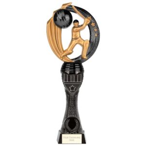 Renegade Heavyweight Cricket Trophy Renegade Heavyweight Cricket Trophy Trophy HQ
